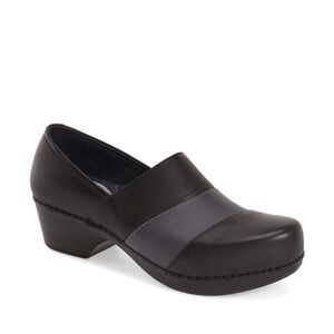 Dansko Tenley Leather Clogs Size 37